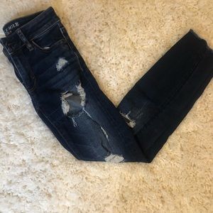 American eagle cropped ripped jeans